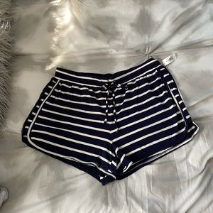 Gap shorts